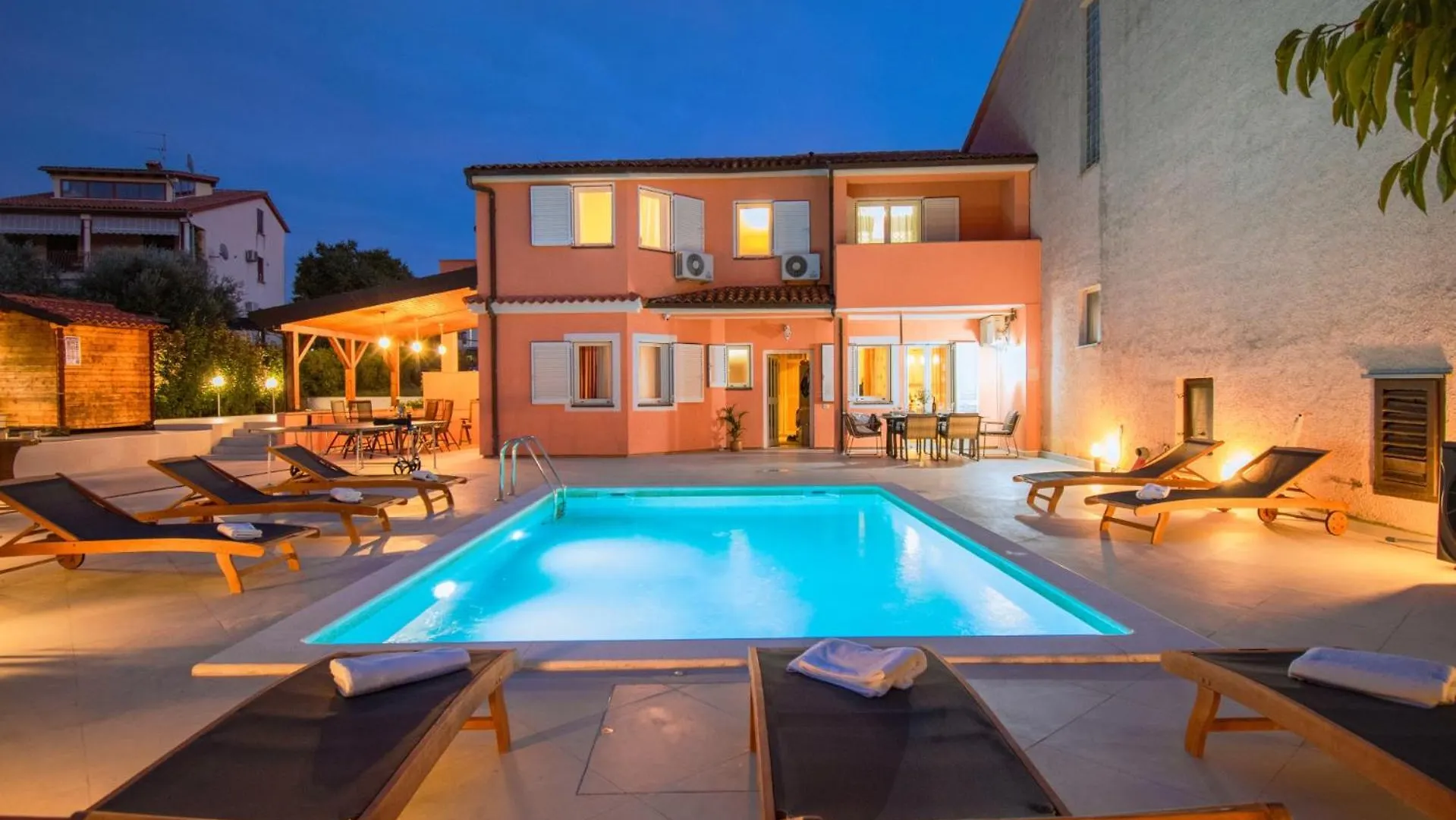 Villa Natalia Stinjan- Private Pool Retreat Pula